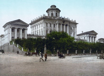 Румянцевский музей (дом Пашкова) в XIX веке.